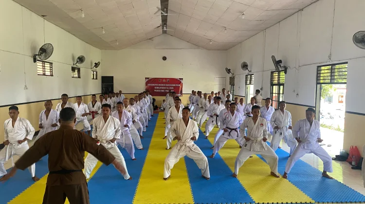Ujian Beladiri Polri Jadi Syarat Kenaikan Pangkat Personel Ende