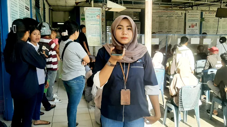 Disdukcapil Ende Diserbu Warga, Urus Dokumen Kependudukan Membludak
