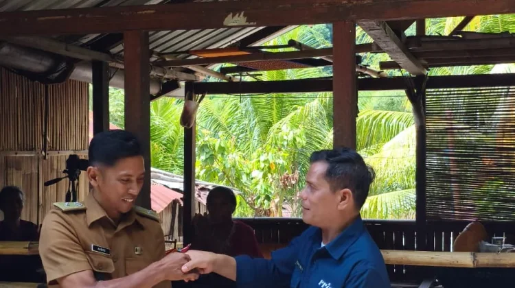Apresiasi Mitra Media, Kelurahan Rewarangga Hargai Peran RRI Ende