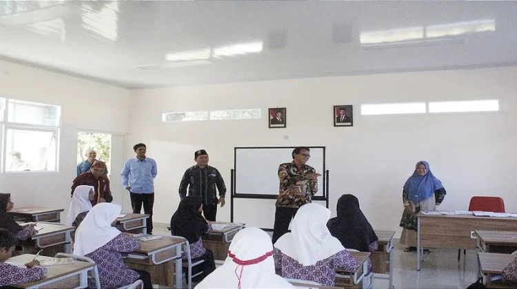 Kunjungi MIN I Matim, Kakanwil Kemenag NTT Dorong Peningkatan Mutu Pendidikan