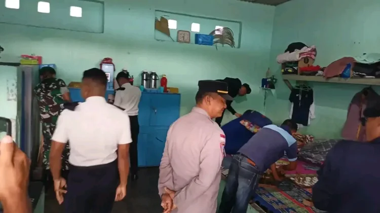 Rutan Bajawa Ikrar Bebas Narkoba dan HP Ilegal
