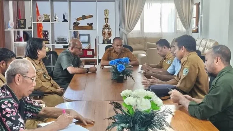 Pemkab Flotim Gandeng YKS Lindungi Pekerja Migran