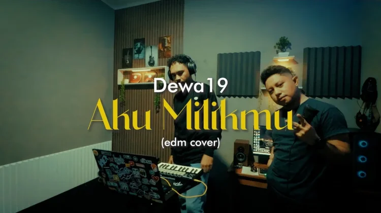 Dua Angkasawan RRI Ende Rilis Cover 'Aku Milikmu-Dewa 19' Versi EDM