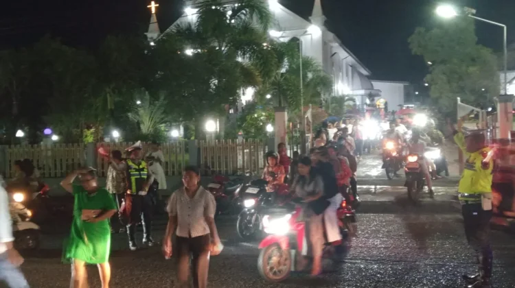 Polres Ende Kawal Misa Kenaikan Isa Almasih di Gereja Onekore