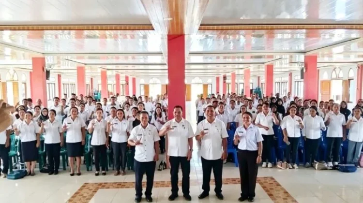 Ratusan Guru SD Se- Kabupaten Mabar Ikut Sosialisasi Literasi dan Numerasi