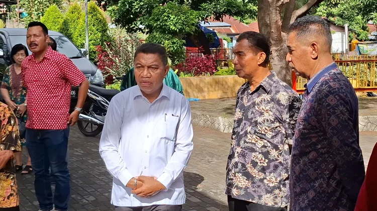 Pemkab Ende Dukung Pembangunan Aula Katedral