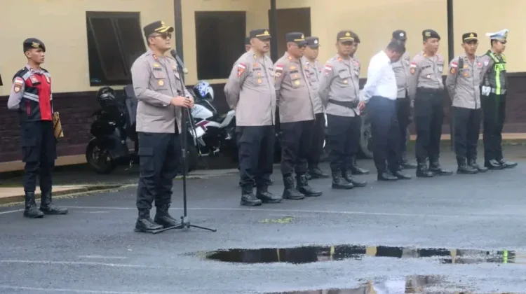 Kapolres Ngada Tekankan Disiplin dan Pelayanan Publik