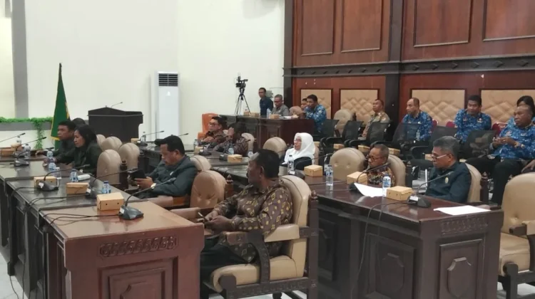 DPRD Sikka Dorong Percepatan Validasi Data Kemiskinan Nasional
