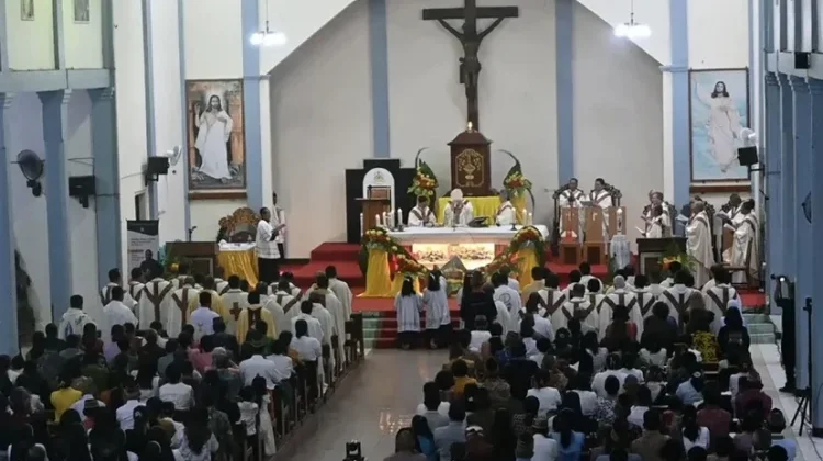 Ribuan Umat Hadiri Misa Syukur 75 Tahun Caritas di Labuan Bajo