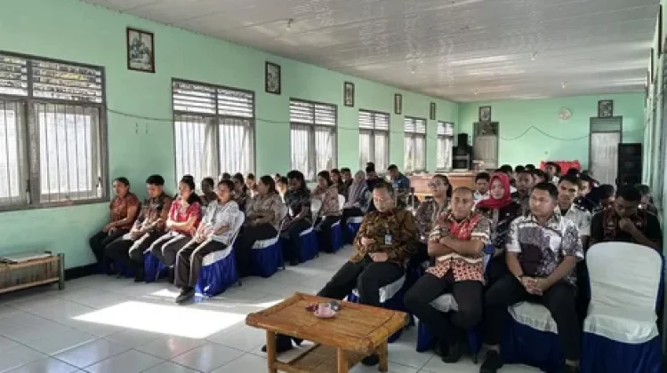 Tuntas Jalani Magang 6 Bulan, 21 Peserta Resmi Dilepas Kepala Rutan Bajawa