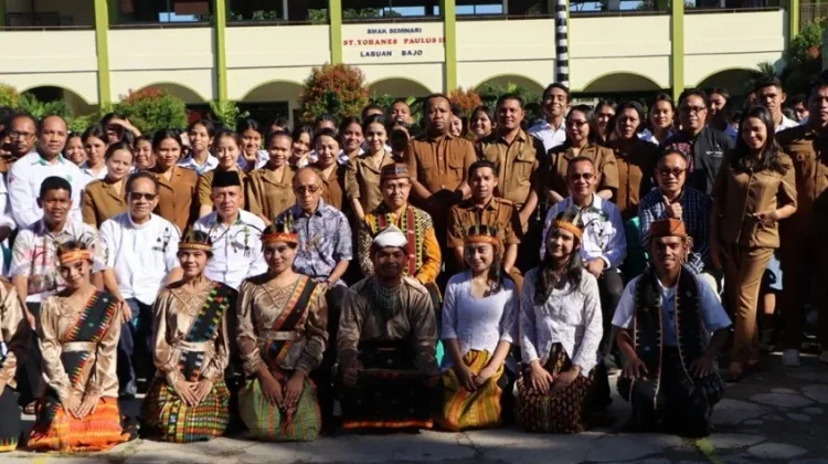 Kemenag RI Dorong Ekoteologi dan Kesejahteraan Guru di Seminari Labuan Bajo
