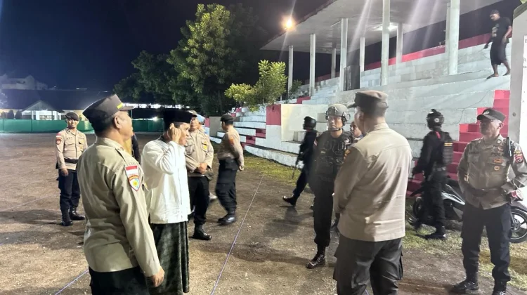 Patroli Gabungan Polres Ende Jaga Kondusivitas Malam Takbiran