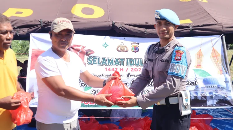 Polres Nagekeo Sembelih Dua Ekor Sapi Kurban