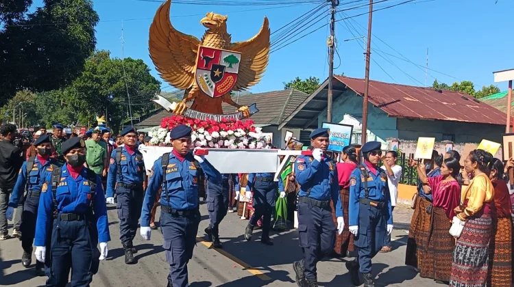 Parade Pancasila Ende Teguhkan Semangat Kebangsaan