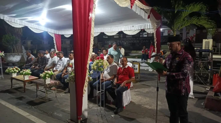 Cahaya Obor dan Doa Kebangsaan Satukan Semangat Pancasila di Ende