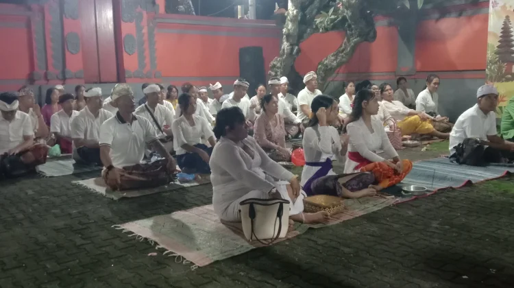 Umat Hindu Ende Gelar Doa Kebangsaan Pancasila