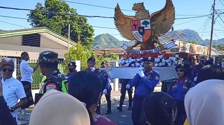 Warga Ende Antusias Ikuti Parade Kebangsaan, Semangat Persatuan Menggema