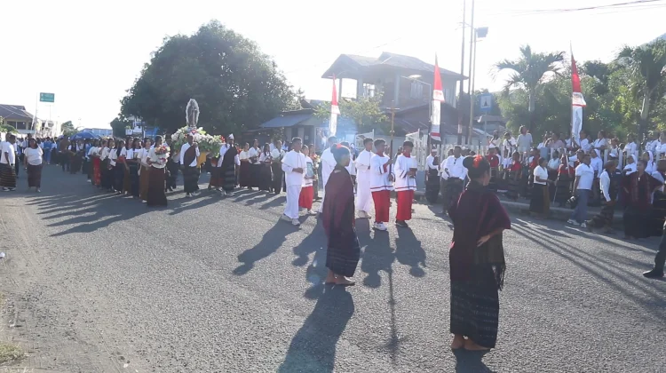 Ribuan Umat Ikuti Perarakan Arca Ine Maria Guadalupe Sambut Harlah Pancasila