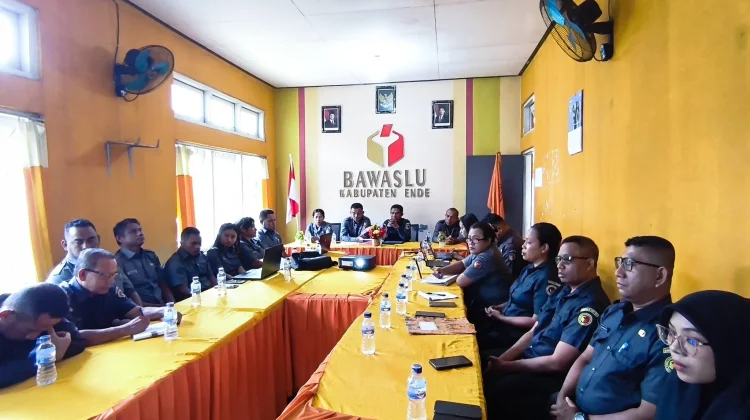 Bawaslu Ende Perkuat Layanan Hukum, Siapkan Pengawas Hadapi Pemilu 2029