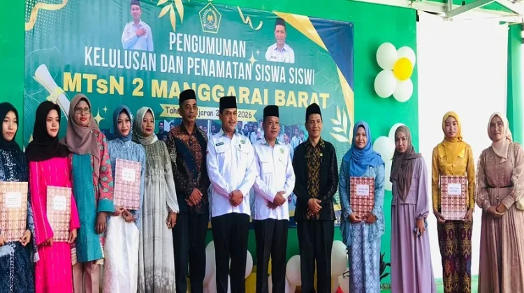 Penamatan MTsN 2 Mabar, Siswa Diingatkan Jaga Akhlak dan Prestasi