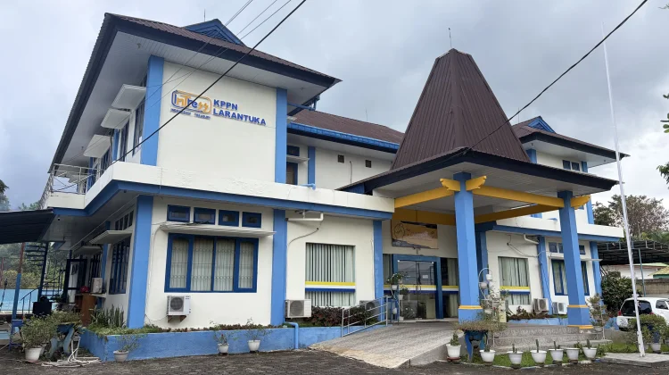 Gaji Ke-13 ASN di Flores Timur dan Lembata Cair, Rp8,85 Miliar Tersalurkan