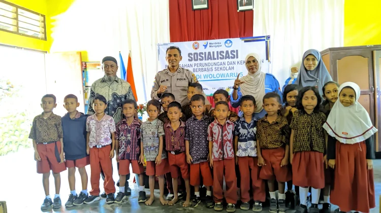 Polsek Wolowaru Edukasi Siswa SD Inpres Wolowaru 5 Cegah Bullying