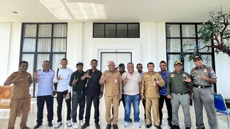 Pemuda Wangatoa Bangun Taman Secara Swadaya