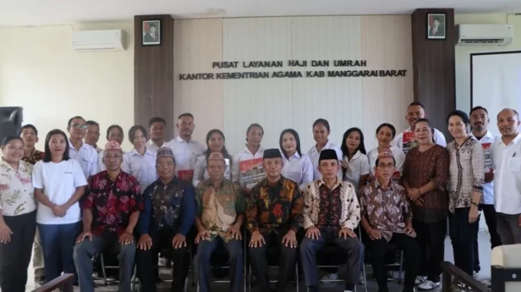 18 Guru Agama Katolik Manggarai Barat Resmi Sandang Predikat Guru Profesional
