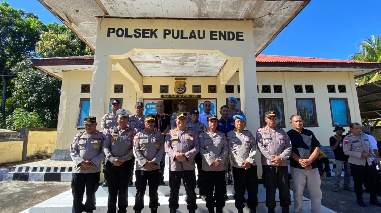 Kapolres Ende Perkuat Sinergi dan Kepedulian Sosial di Pulau Ende