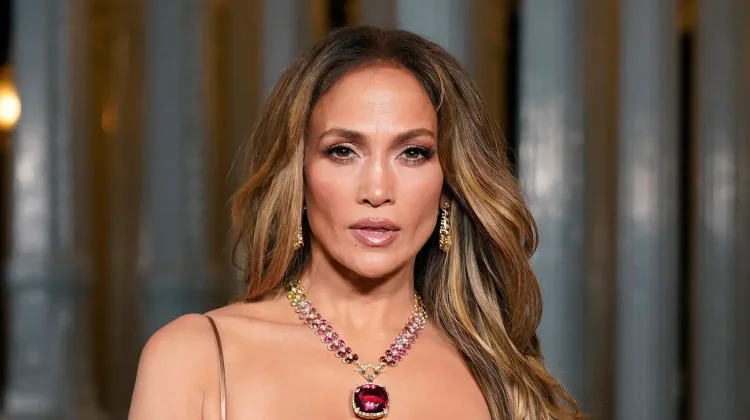 Film Baru Jennifer Lopez Tampil Kurang Memuaskan di Platform Streaming!