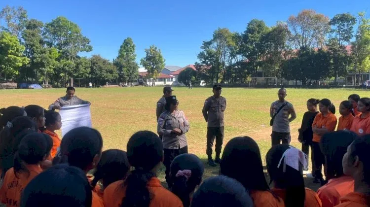Polres Manggarai Edukasi Bahaya Love Scamming dan Pornografi Bagi Mahasiswi