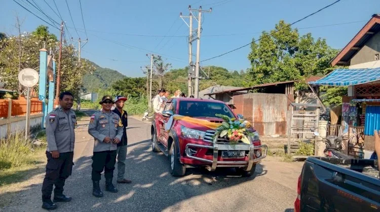 Polsek Reo Kawal Prosesi Corpus Christi, Ratusan Umat Beribadah dengan Aman