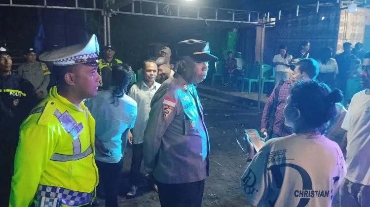 Polres Ende Kawal Syukuran Komuni Suci Pertama hingga Dini Hari