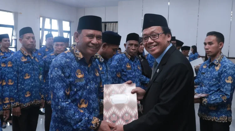 Pelantikan di Kupang Tandai Era Baru MTsN 1 Ende