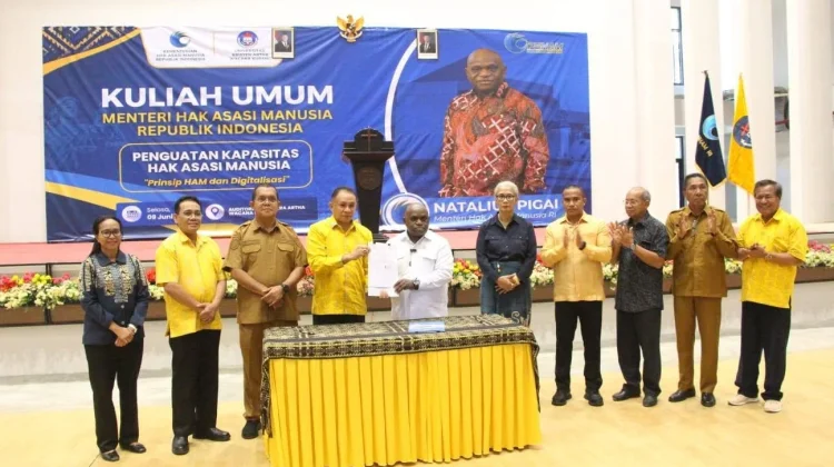 Menteri HAM Ajak Mahasiswa NTT Bangun Budaya HAM di Era Digital