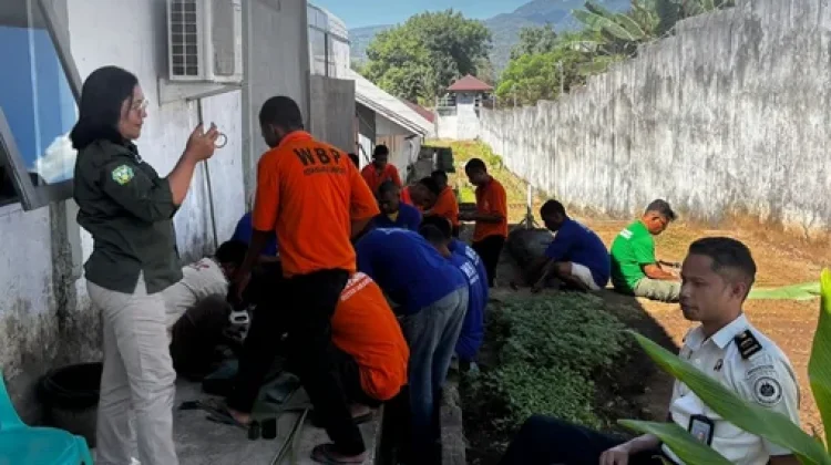WBP Rutan Larantuka Dilatih Membuat Polibag Ramah Lingkungan