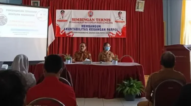 Kesbangpol Ende Gelar Bimtek Pengelolaan Keuangan Parpol