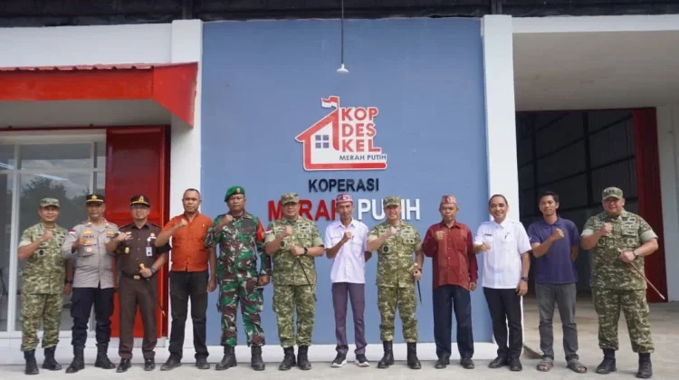 Pangdam IX/Udayana Tinjau Pembangunan KDKMP di Manggarai Barat