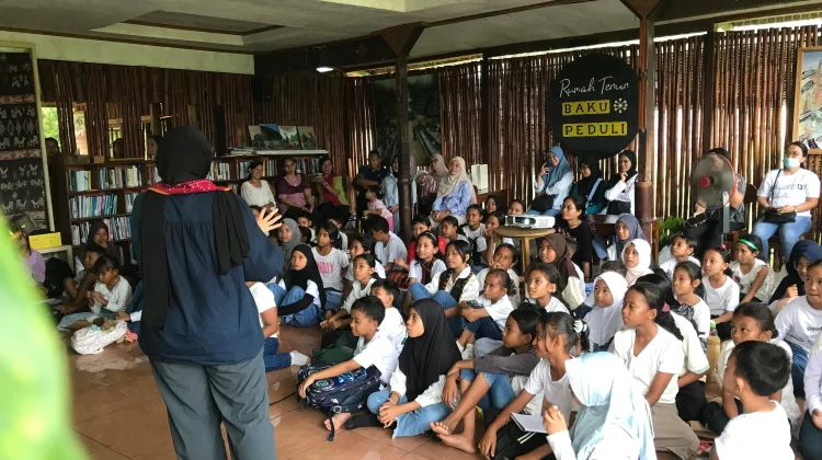 Bahasa Inggris Dinilai Jadi Kunci Ekonomi Masa Depan Generasi Muda Labuan Bajo