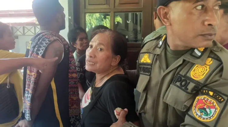 Pedagang Pasar Alok Tuntut Kejelasan Relokasi Lapak Baru