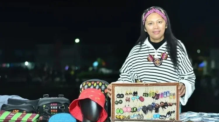 UMKM Perempuan Manggarai Ubah Limbah Tenun Jadi Produk Bernilai Ekonomi