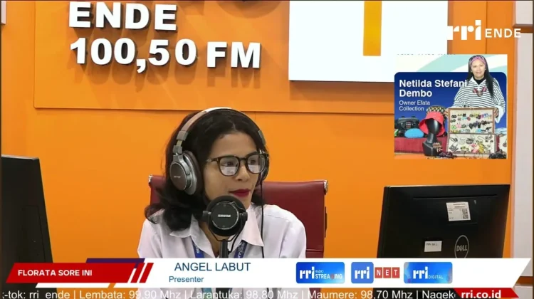 Efata Collection Dorong Pelestarian Budaya Manggarai lewat Aksesori Tenun