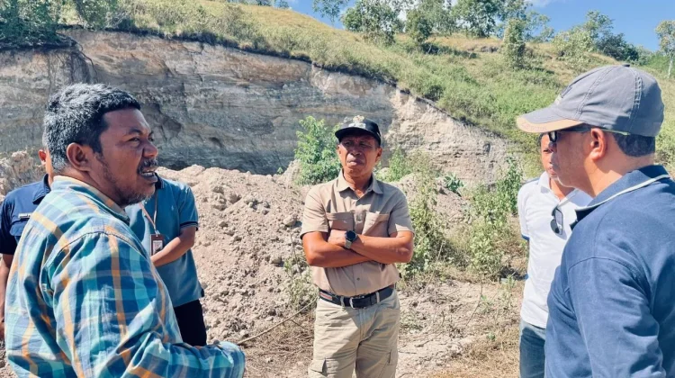 Wakil Bupati Lembata Tinjau Kuari, Dorong Legalitas Usaha Galian C