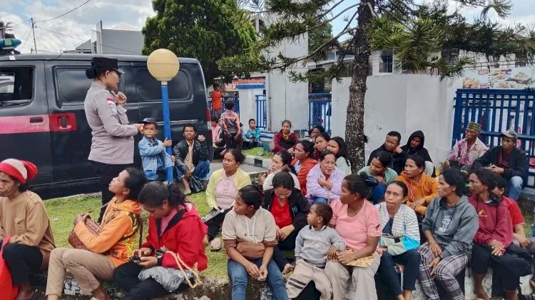 Polres Manggarai Edukasi Orang Tua Manfaatkan Bantuan Pendidikan Secara Tepat