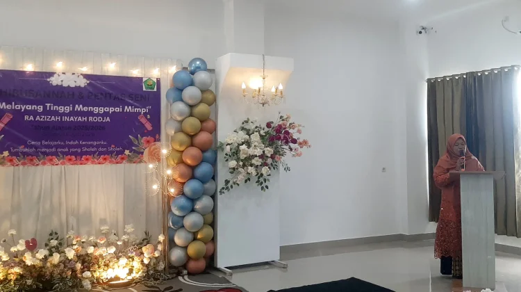 Orang Tua Apresiasi Dedikasi Guru pada Akhirussanah RA Azizah Inayah Rodja