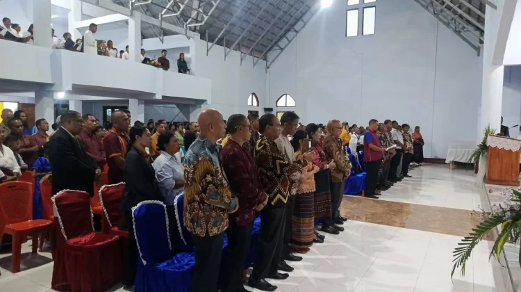 Pemberkatan Gereja Kolilerek Jadi Momentum Perkuat Iman Umat