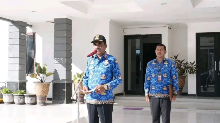 Wabup Nagekeo Soroti Tunggakan Pajak Kendaraan Dinas