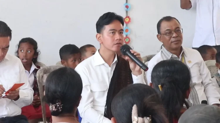 Wapres Gibran Janjikan Perhatian bagi Guru Honorer di Daerah 3T