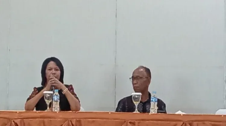 Disnakertrans Sikka Sosialisasikan Regulasi Ketenagakerjaan di Kopdit