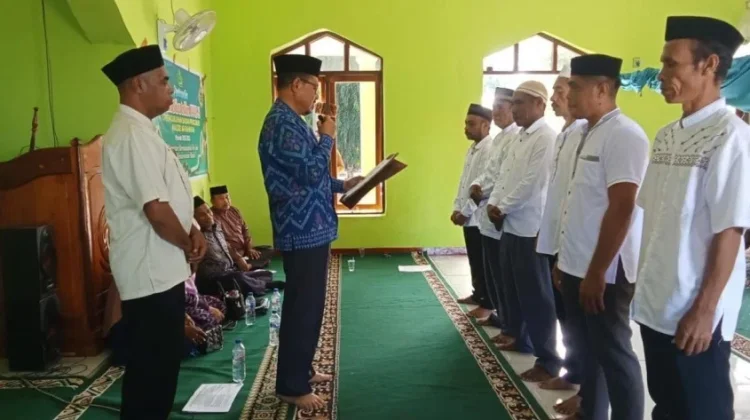 Pengukuhan BPM Ar-Rahman Watanlolong Perkuat Syiar Islam di Nagawutung